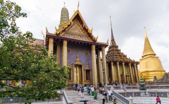 Храм Изумрудного Будды (Ват Пхра Кео) в Бангкоке